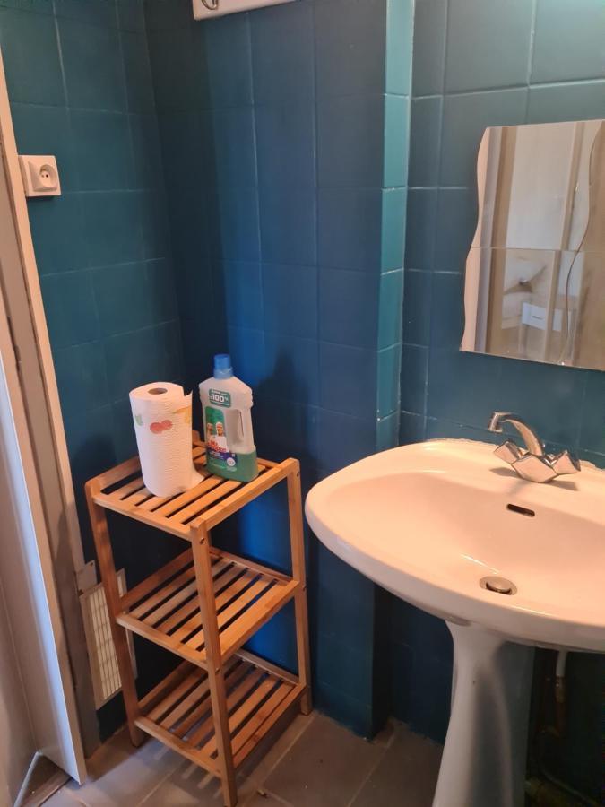 Logement entier situé à Taponnat Fleurignac. Extérieur photo