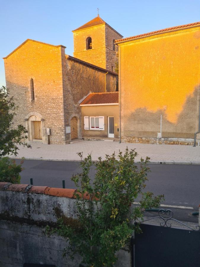 Logement entier situé à Taponnat Fleurignac. Extérieur photo